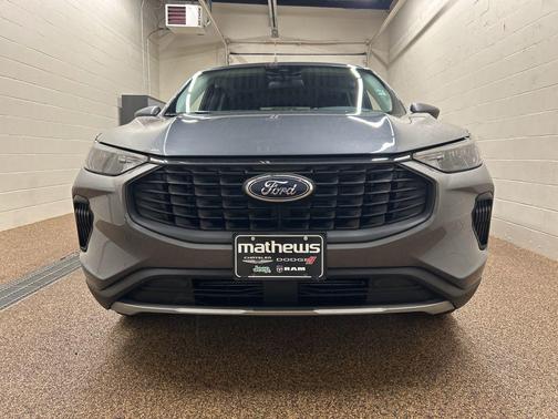 Gray Metallic 2025 Ford Escape Active