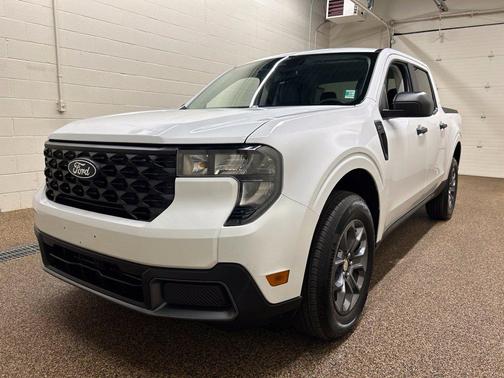 Oxford White 2026 Ford Maverick XLT
