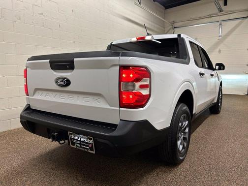 Oxford White 2026 Ford Maverick XLT