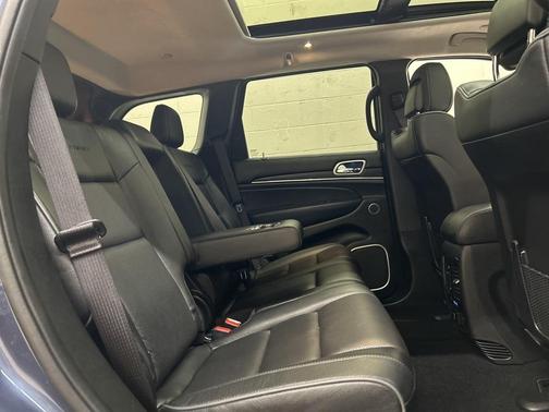 2021 Jeep Grand Cherokee Summit