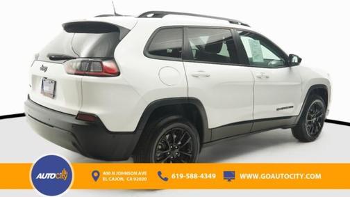 2023 Jeep Cherokee Altitude Lux