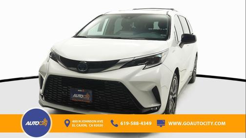 2023 Toyota Sienna L