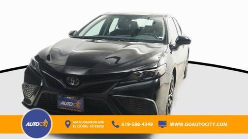2022 Toyota Camry SE
