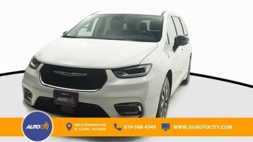 2024 Chrysler Pacifica Hybrid Select