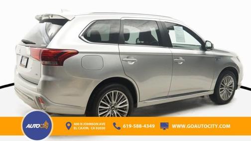 2022 Mitsubishi Outlander PHEV SEL