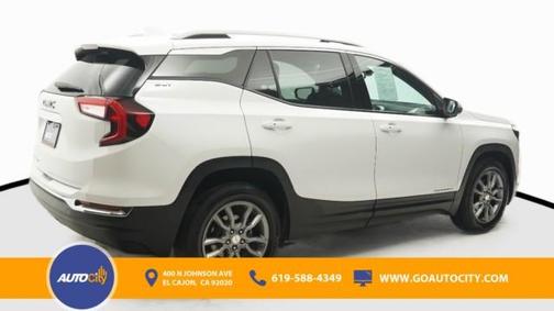 2024 GMC Terrain SLT