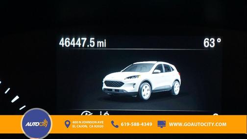 Star White Metallic Tri-Coat 2020 Ford Escape SE