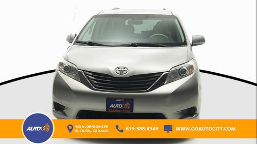 2011 Toyota Sienna LE