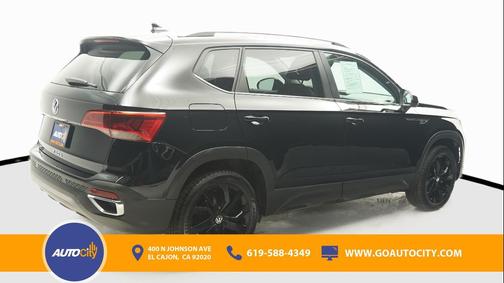 2023 Volkswagen Taos 1.5T SE