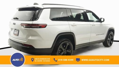 2022 Jeep Grand Cherokee L Laredo