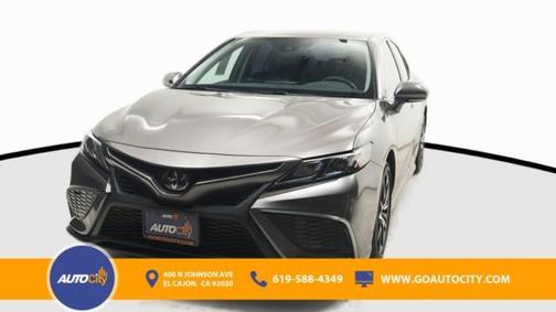 2022 Toyota Camry SE