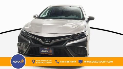 2022 Toyota Camry SE
