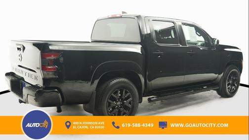 Super Black 2023 Nissan Frontier SV