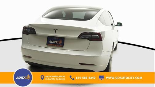 2022 Tesla Model 3 Standard Range