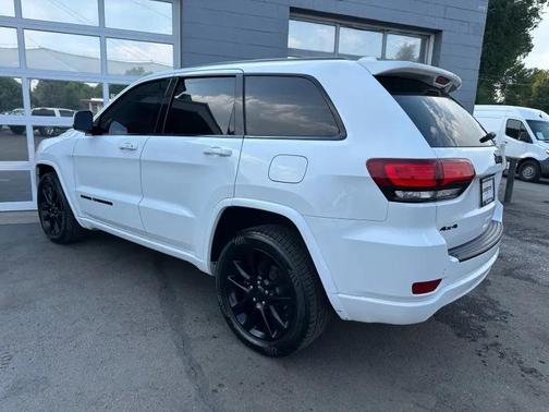 2019 Jeep Grand Cherokee Altitude