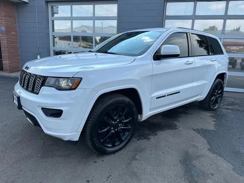 2019 Jeep Grand Cherokee Altitude