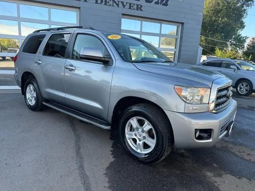 2008 Toyota Sequoia SR5