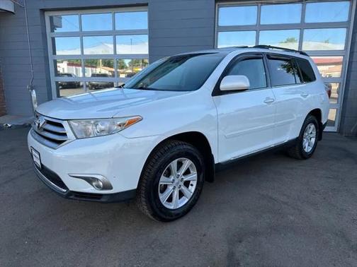 2013 Toyota Highlander SE