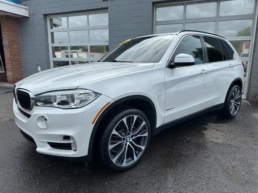 White 2014 BMW X5 xDrive35i
