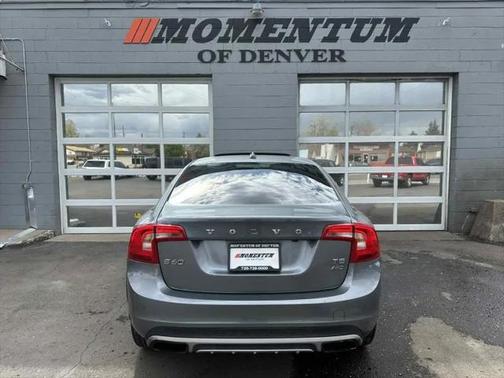 2016 Volvo S60 Cross Country T5 Platinum