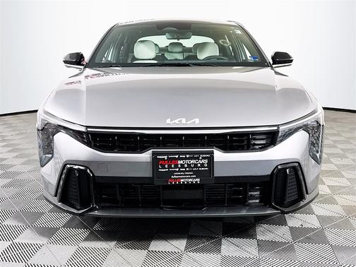 2025 Kia K4 GT-Line Turbo