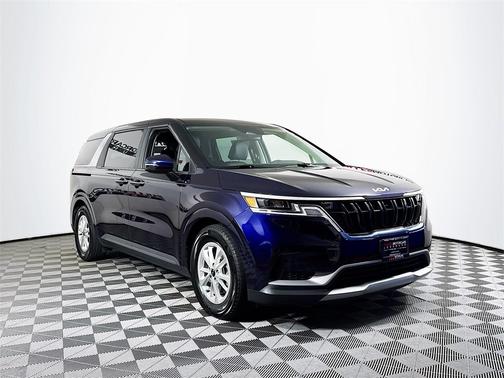 2024 Kia Carnival LX