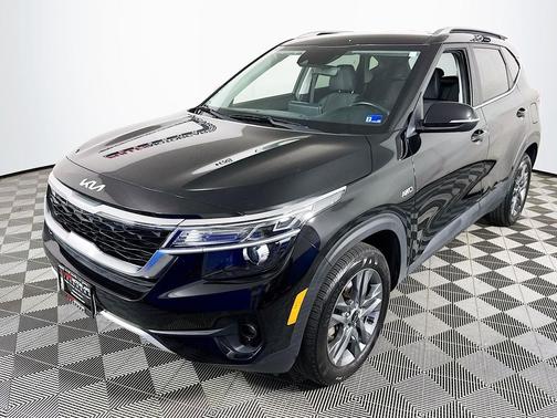 Cherry Black 2023 Kia Seltos S