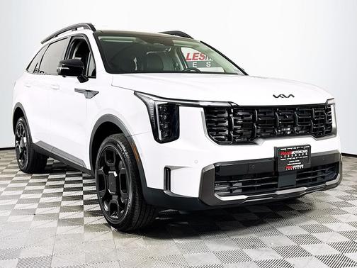 Glacial White Pearl 2025 Kia Sorento X-Line SX SUV