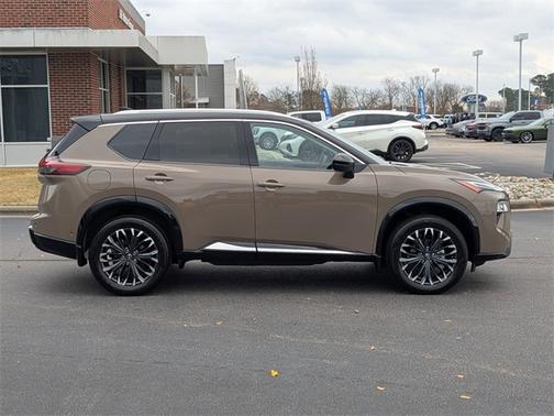 2025 Nissan Rogue Platinum