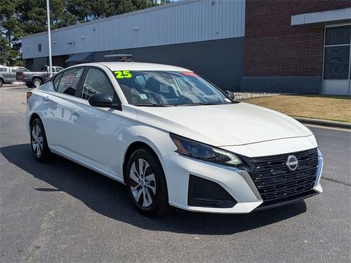 2025 Nissan Altima S