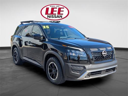 2025 Nissan Pathfinder Rock Creek