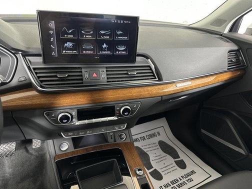 2022 Audi Q5 45 S line Premium Plus