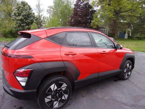 Orange Pearl 2025 Hyundai KONA SEL