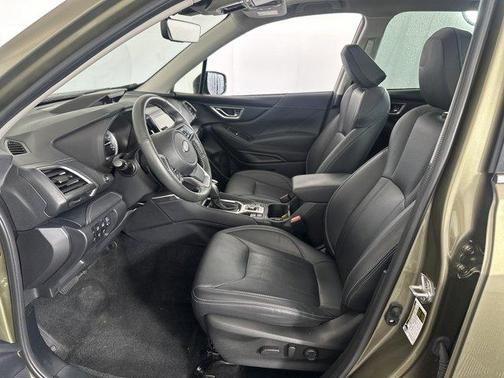 2023 Subaru Forester 2.5i Touring