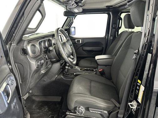 2021 Jeep Gladiator Sport