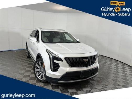 2022 Cadillac XT4 Premium Luxury