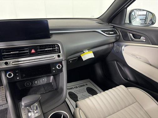 2024 Genesis G70 2.5T
