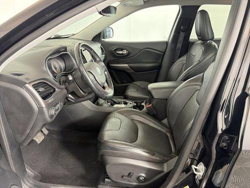 Diamond Black 2021 Jeep Cherokee Limited