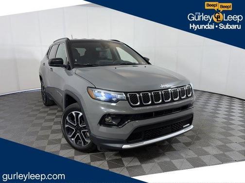 Sting Gray Clearcoat 2023 Jeep Compass Limited