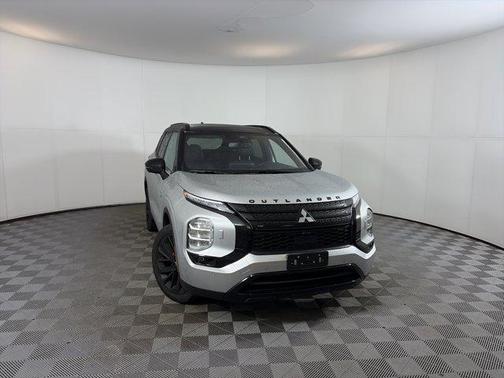 2025 Mitsubishi Outlander PHEV SEL