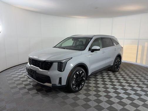 Gray 2025 Kia Sorento X-Line EX