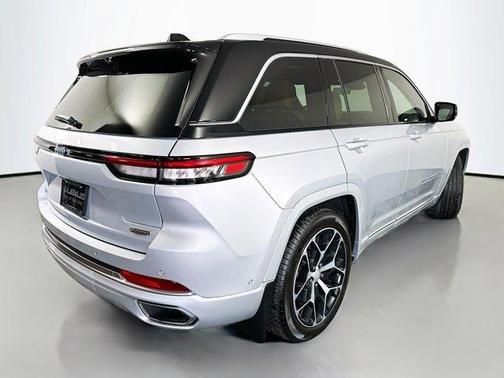 2022 Jeep Grand Cherokee 4xe Summit