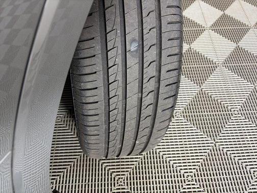 Chronos Gray Metallic 2025 Audi Q3 45 S line Premium