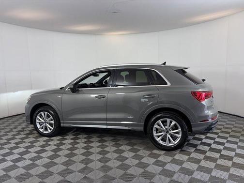 Chronos Gray Metallic 2025 Audi Q3 45 S line Premium