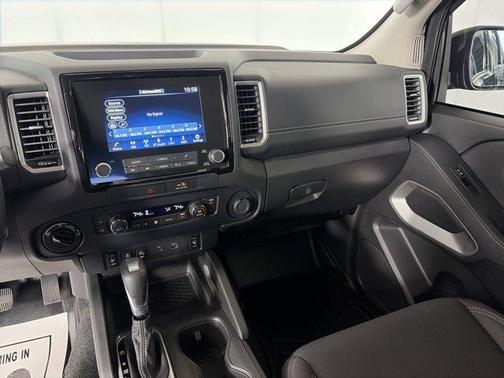 Black 2023 Nissan Frontier SV