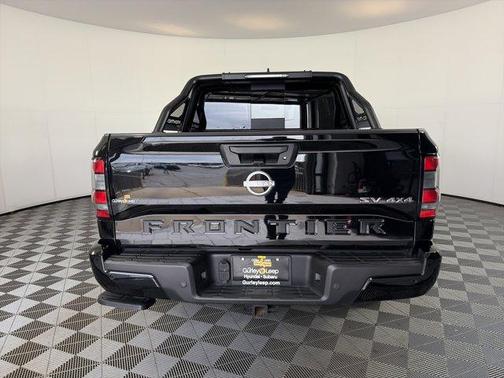 Black 2023 Nissan Frontier SV