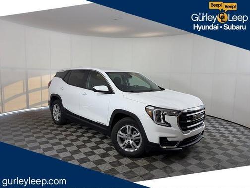 Summit White 2023 GMC Terrain SLE