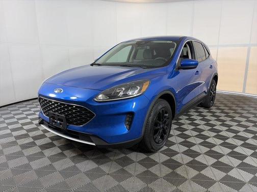 Blue Metallic 2020 Ford Escape SE