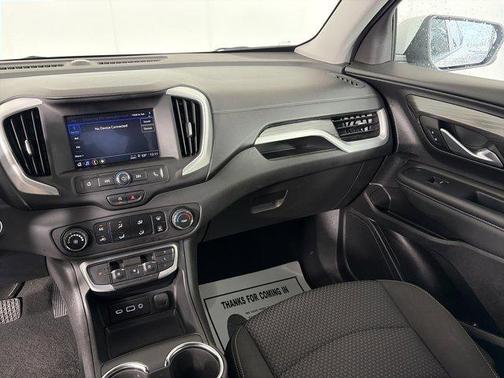 Summit White 2024 GMC Terrain SLE