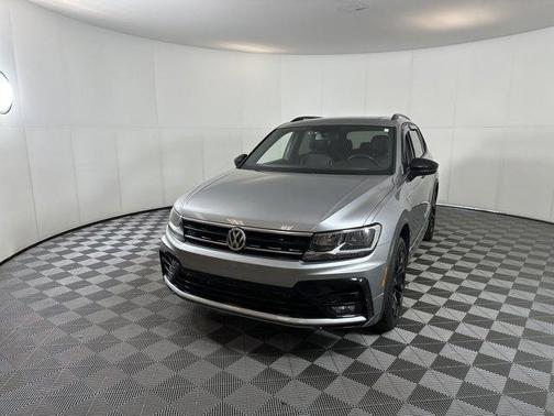 2020 Volkswagen Tiguan 2.0T SE R-Line Black